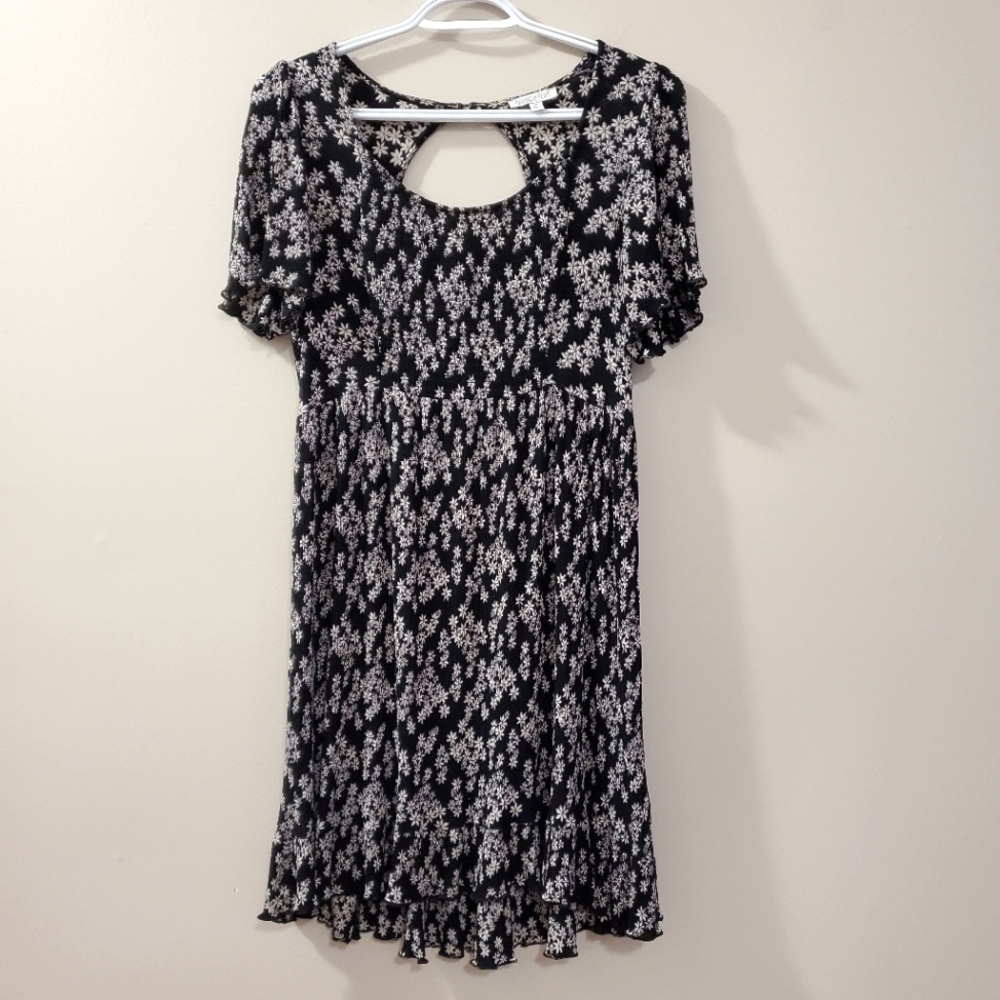Patrons of Peace - Black and White Ditzt Floral Dress - Size M
